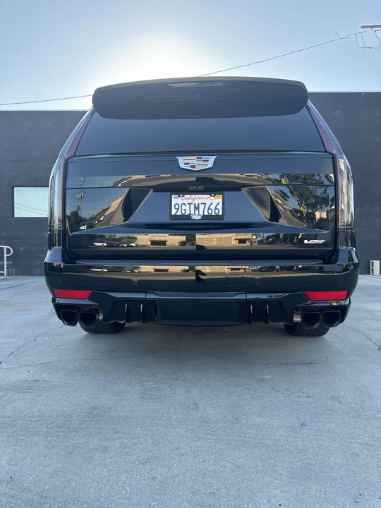 2023 Cadillac Escalade-V 5th Gen - Image 12 of 31