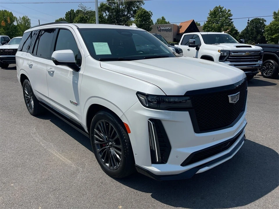 2023 Cadillac Escalade-V 5th Gen - Image 7 of 12