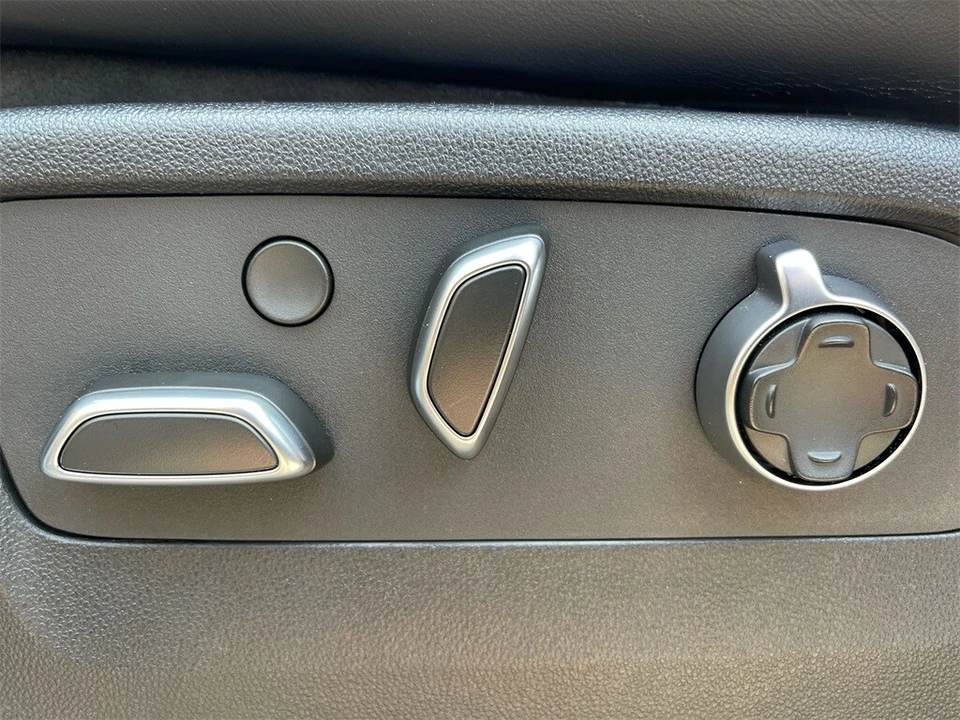 2023 Cadillac Escalade-V 5th Gen - Image 10 of 12