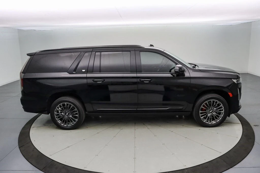 2023 Cadillac Escalade-V 5th Gen - Image 4 of 21
