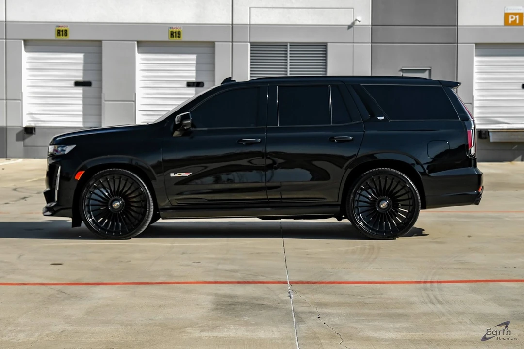 2023 Cadillac Escalade-V 5th Gen - Image 5 of 12