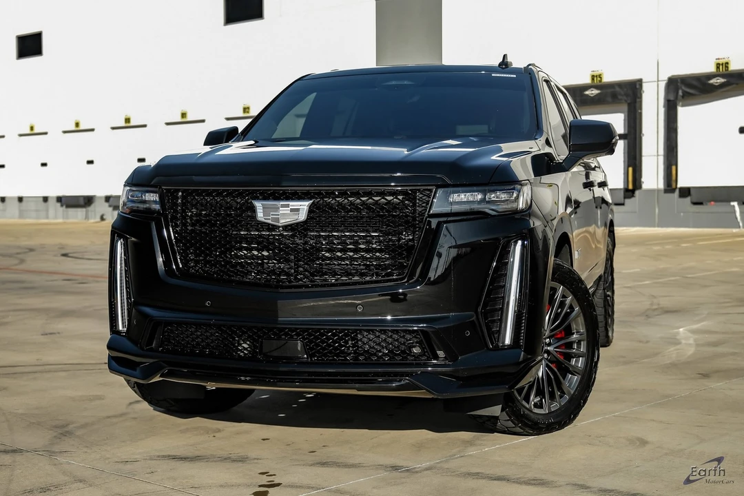2023 Cadillac Escalade-V 5th Gen - Image 3 of 12