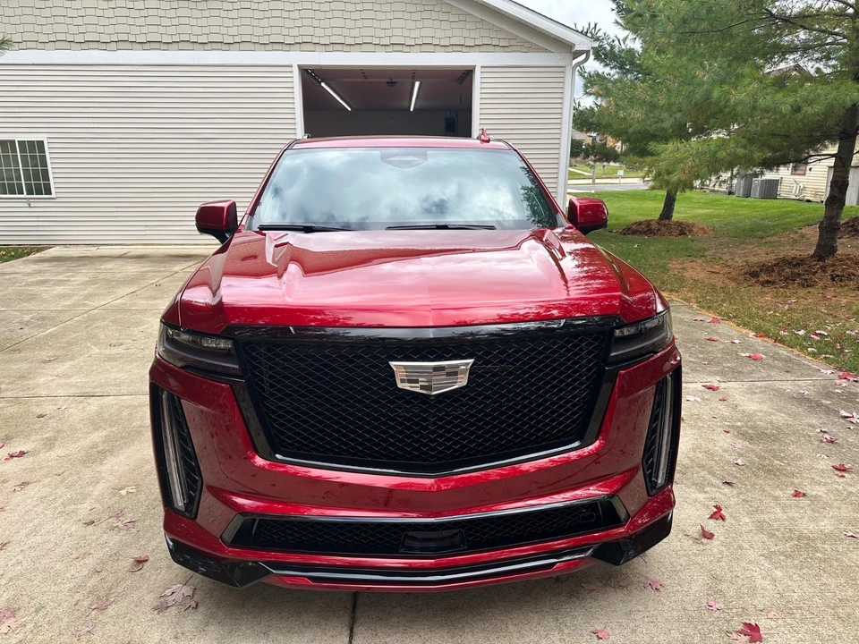2023 Cadillac Escalade-V 5th Gen - Image 10 of 21