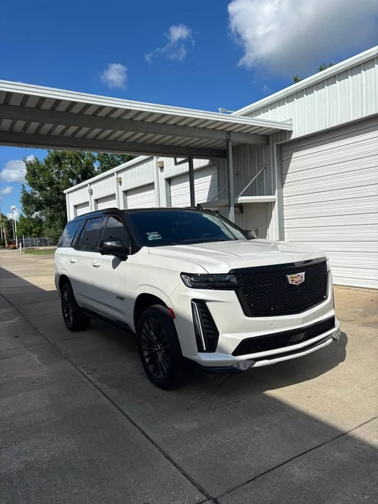 2023 Cadillac Escalade-V 5th Gen - Image 3 of 15