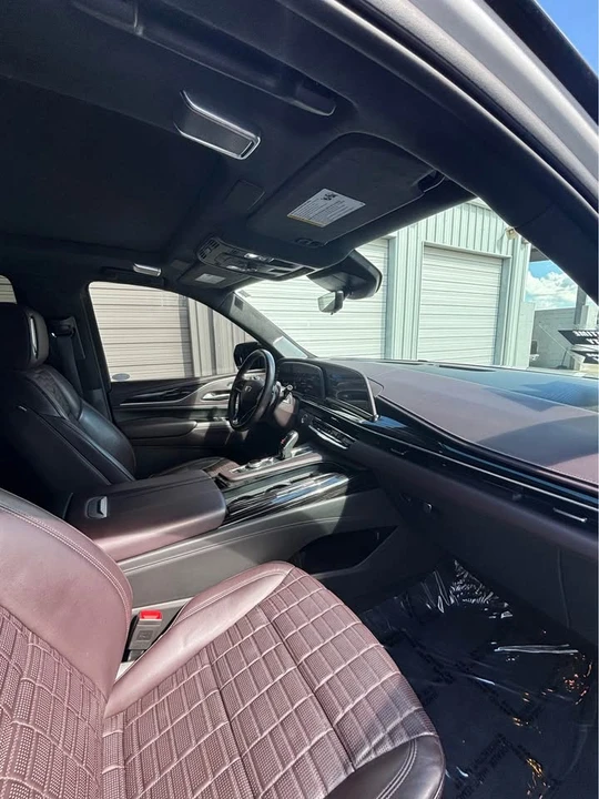 2023 Cadillac Escalade-V 5th Gen - Image 11 of 15