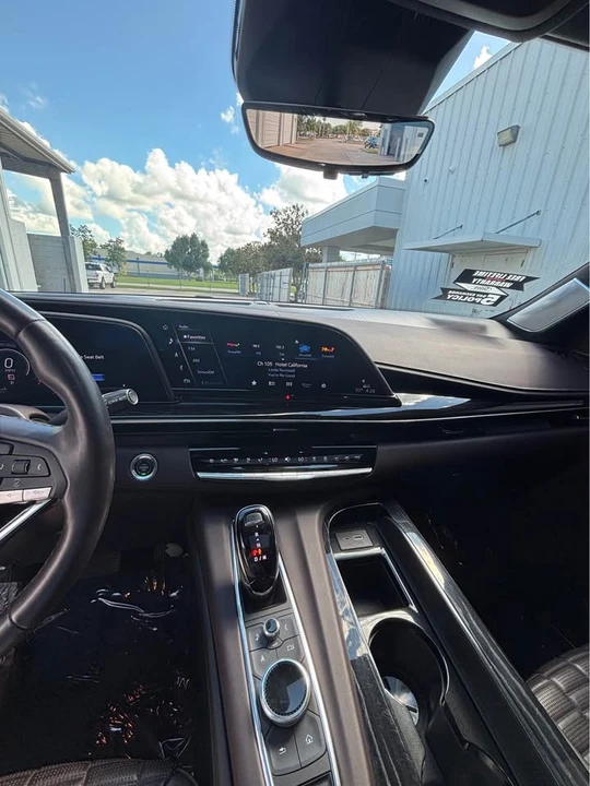 2023 Cadillac Escalade-V 5th Gen - Image 14 of 15