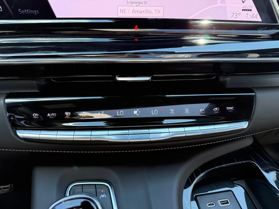 2023 Cadillac Escalade-V 5th Gen - Image 18 of 20