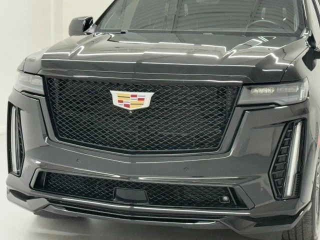2023 Cadillac Escalade-V 5th Gen - Image 11 of 12