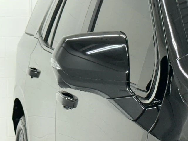 2023 Cadillac Escalade-V 5th Gen - Image 21 of 21