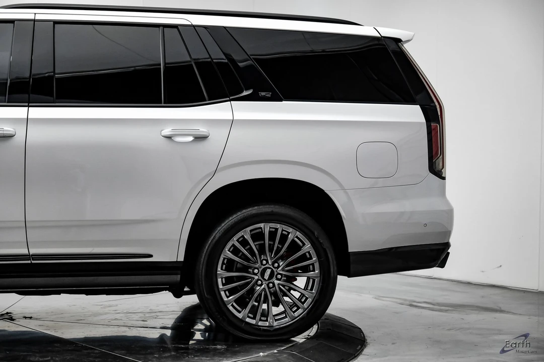 2023 Cadillac Escalade-V 5th Gen - Image 7 of 12