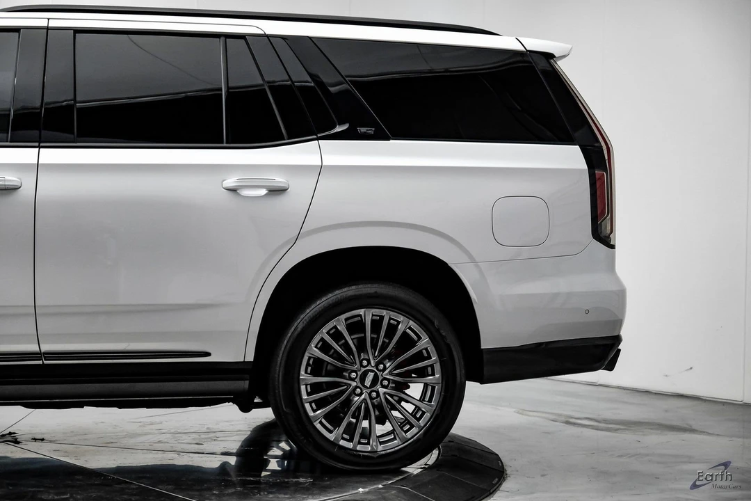 2023 Cadillac Escalade-V 5th Gen - Image 7 of 12
