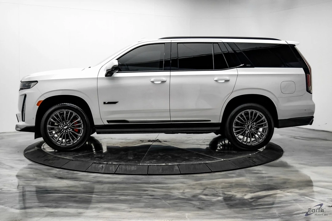 2023 Cadillac Escalade-V 5th Gen - Image 5 of 12