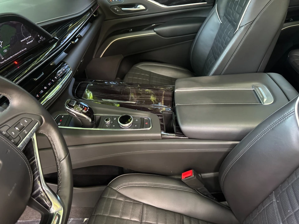 2023 Cadillac Escalade-V 5th Gen - Image 12 of 12