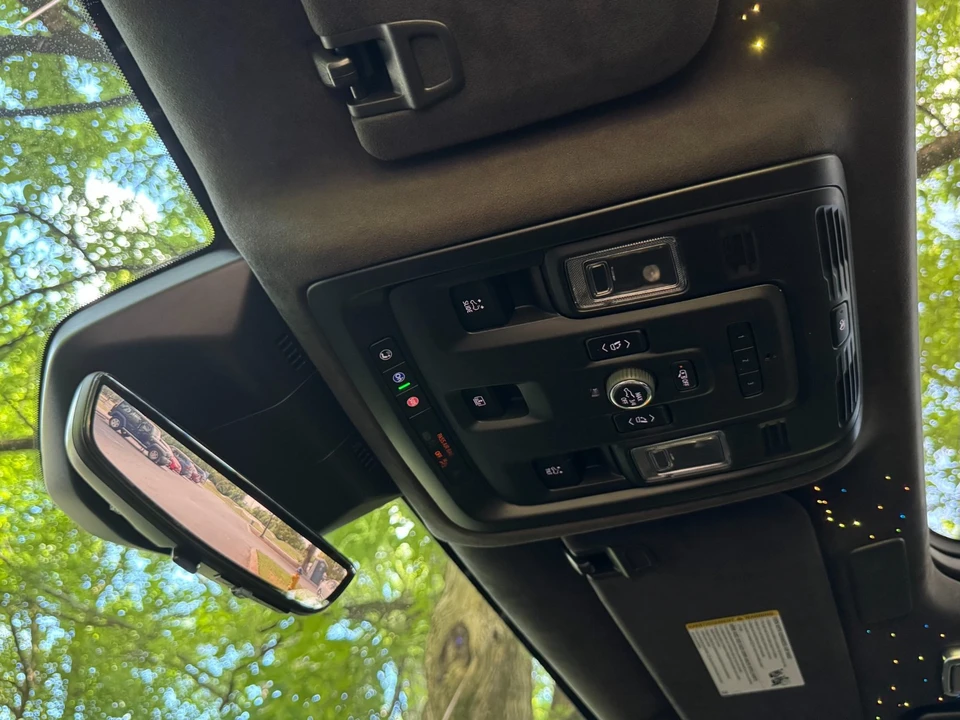 2023 Cadillac Escalade-V 5th Gen - Image 21 of 21
