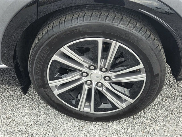 2023 Cadillac Lyriq - Image 12 of 21