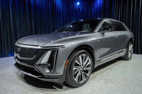 2023 Cadillac LYRIQ RWD 4dr Luxury SUV