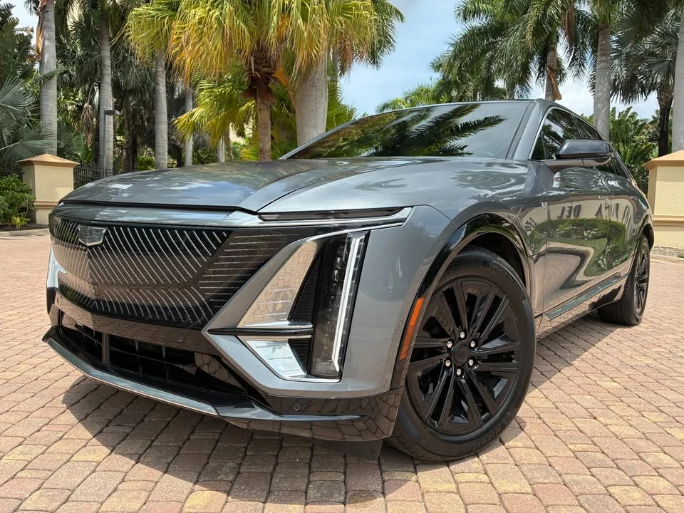 2023 Cadillac Lyriq - Image 7 of 19