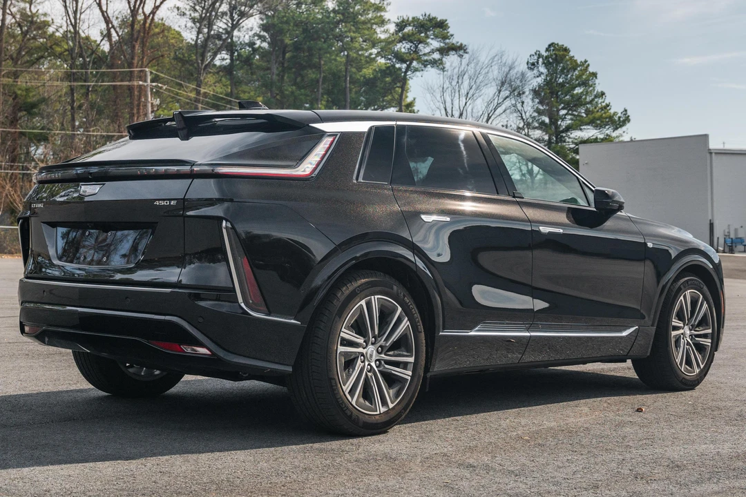 2023 Cadillac Lyriq - Image 4 of 31