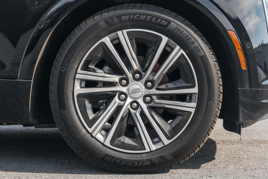 2023 Cadillac Lyriq - Image 26 of 31