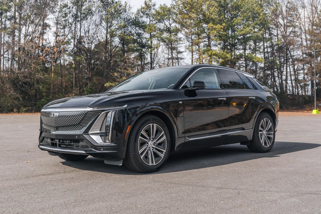 2023 Cadillac Lyriq - Image 7 of 31