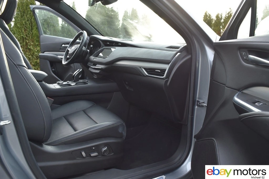 2023 Cadillac XT4 - Image 17 of 21