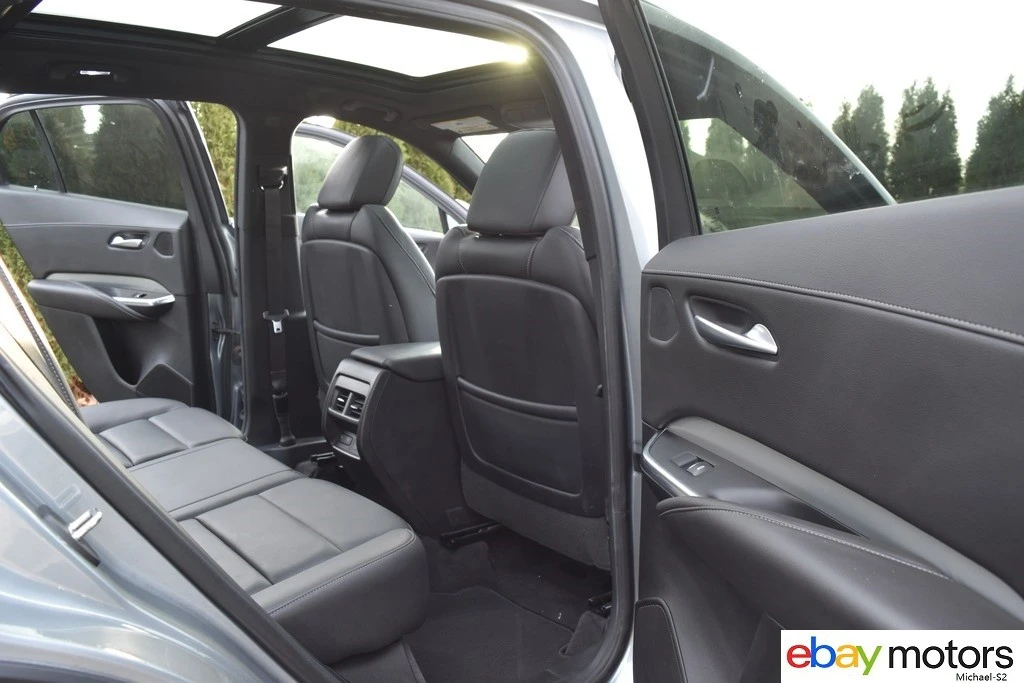 2023 Cadillac XT4 - Image 18 of 21