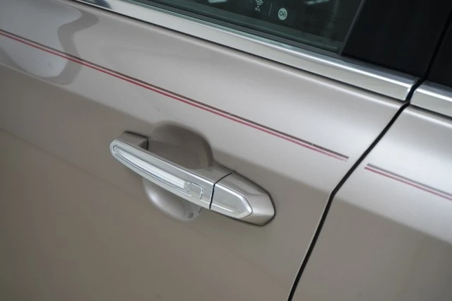 2023 Cadillac XT4 - Image 19 of 21