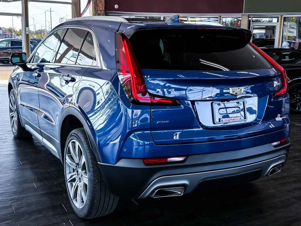 2023 Cadillac XT4 - Image 11 of 21