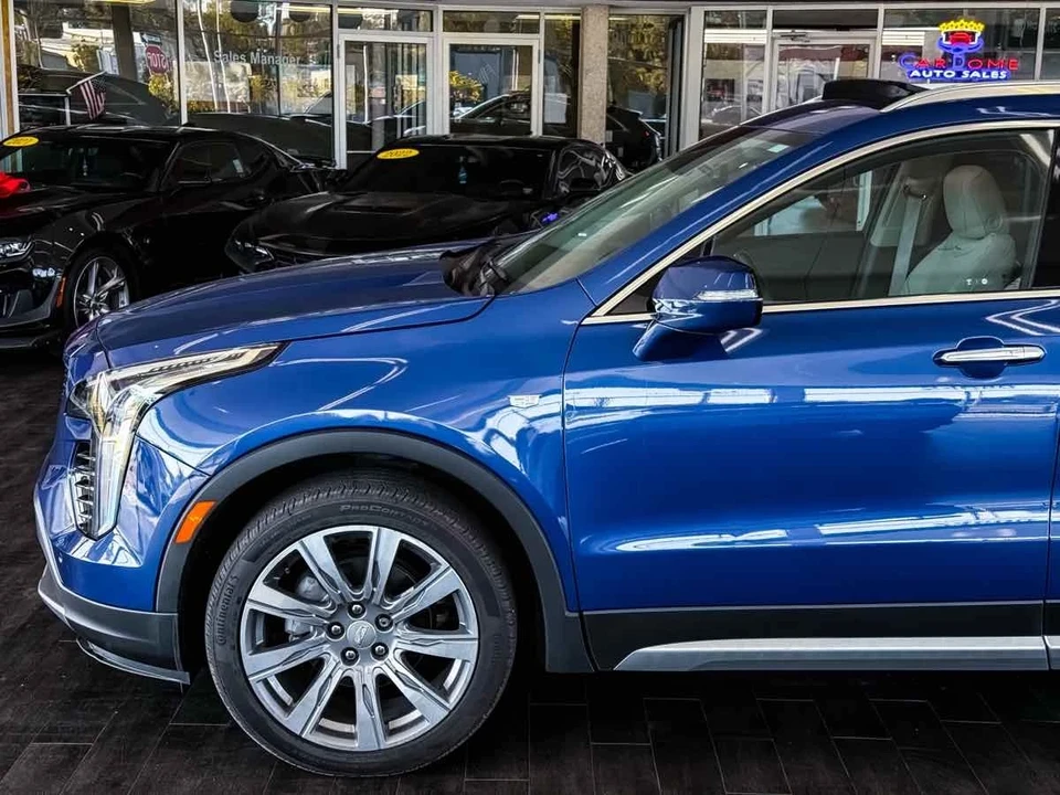 2023 Cadillac XT4 - Image 7 of 21