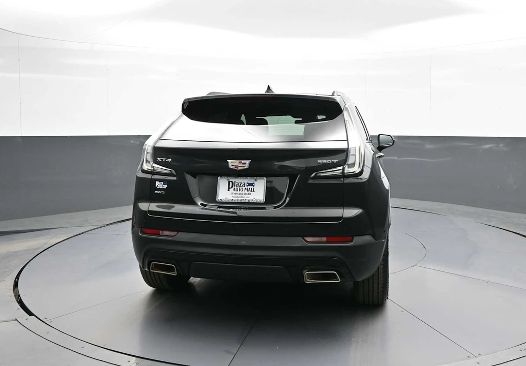 2023 Cadillac XT4 - Image 7 of 31
