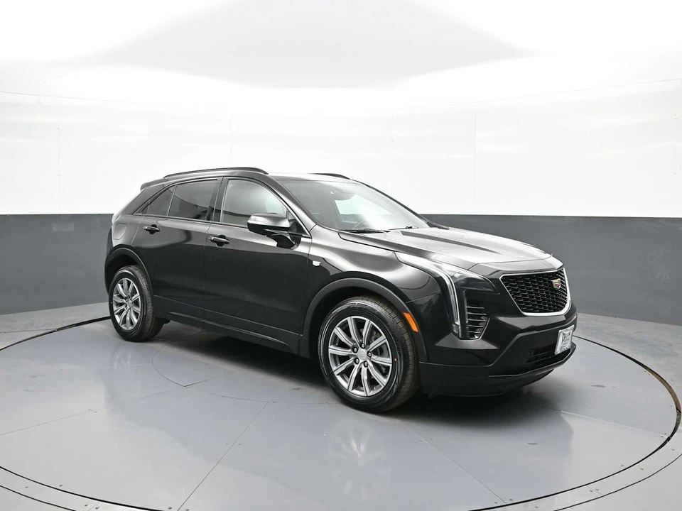 2023 Cadillac XT4 - Image 4 of 31