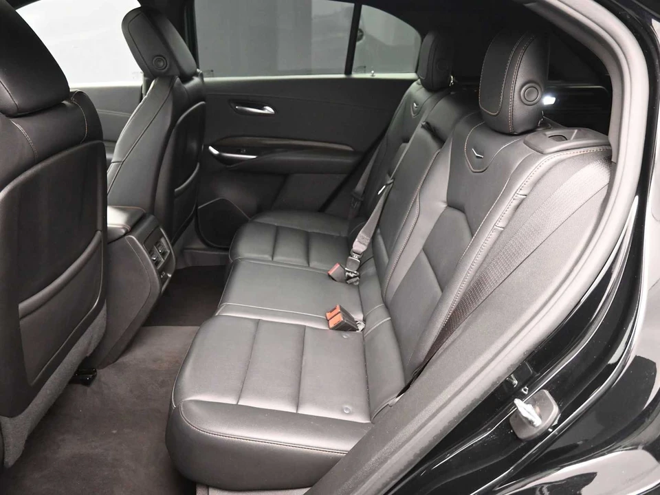 2023 Cadillac XT4 - Image 21 of 31