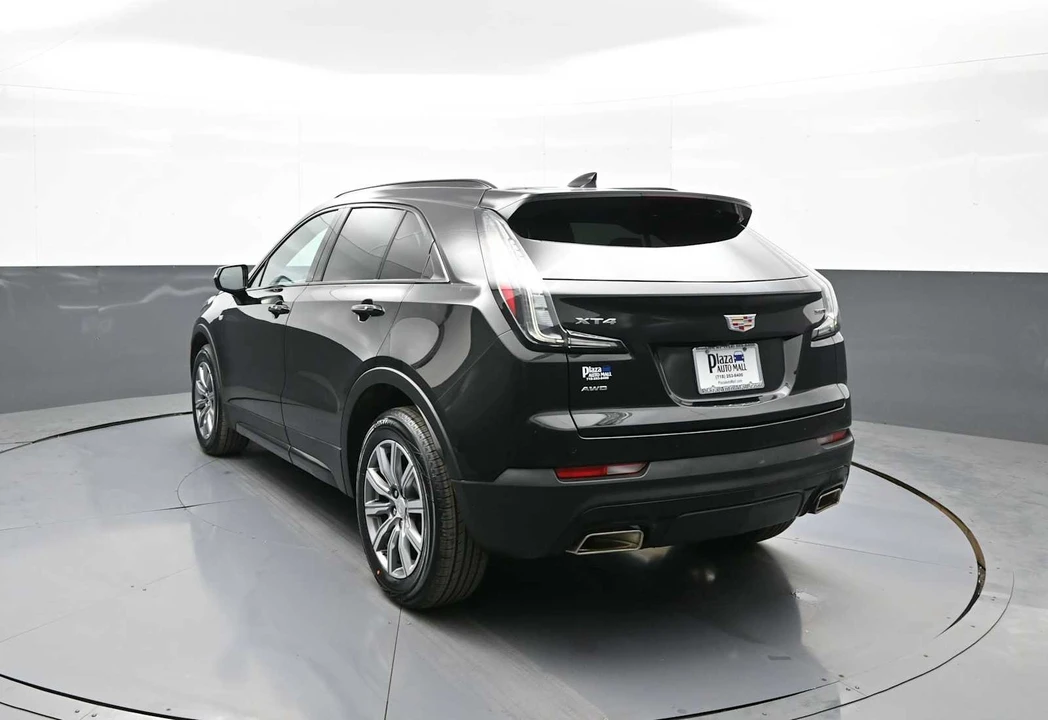 2023 Cadillac XT4 - Image 8 of 31