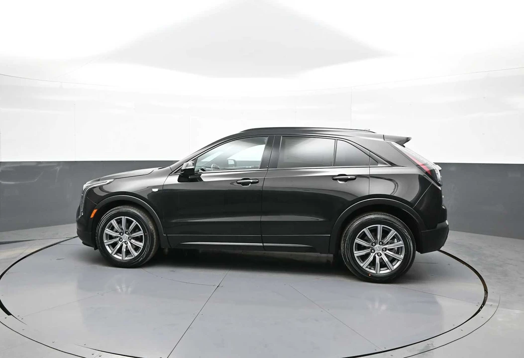 2023 Cadillac XT4 - Image 9 of 31