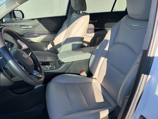 2023 Cadillac XT4 - Image 10 of 15