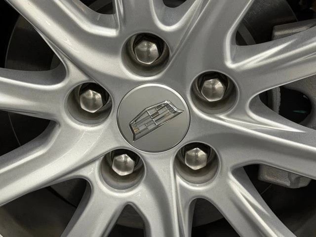2023 Cadillac XT4 - Image 18 of 21