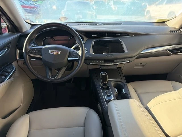 2023 Cadillac XT4 - Image 8 of 15
