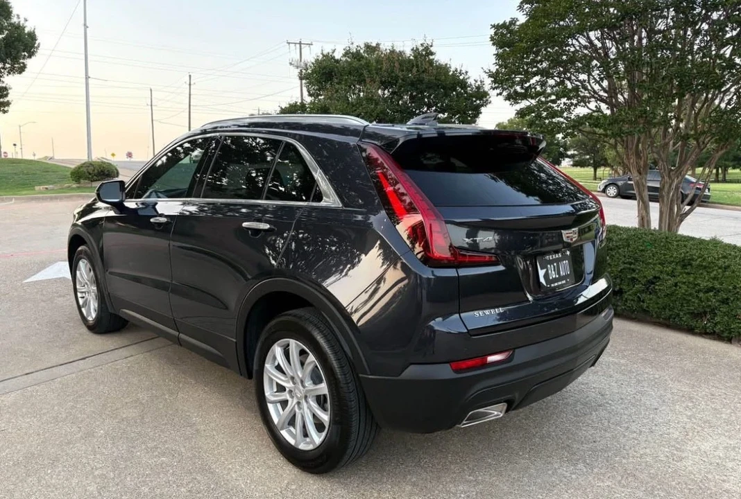 2023 Cadillac XT4 - Image 5 of 12