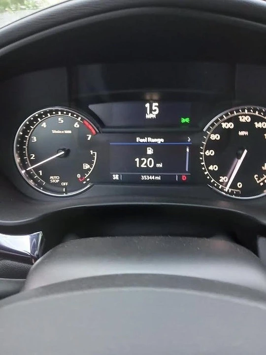 2023 Cadillac XT4 - Image 4 of 6