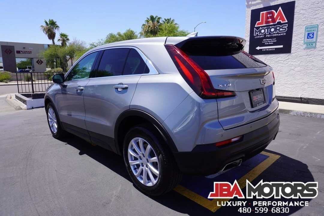 2023 Cadillac XT4 - Image 4 of 12