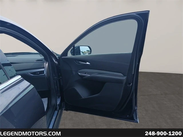 2023 Cadillac XT4 - Image 16 of 21