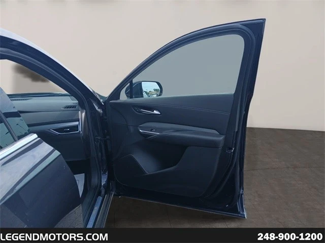 2023 Cadillac XT4 - Image 17 of 21
