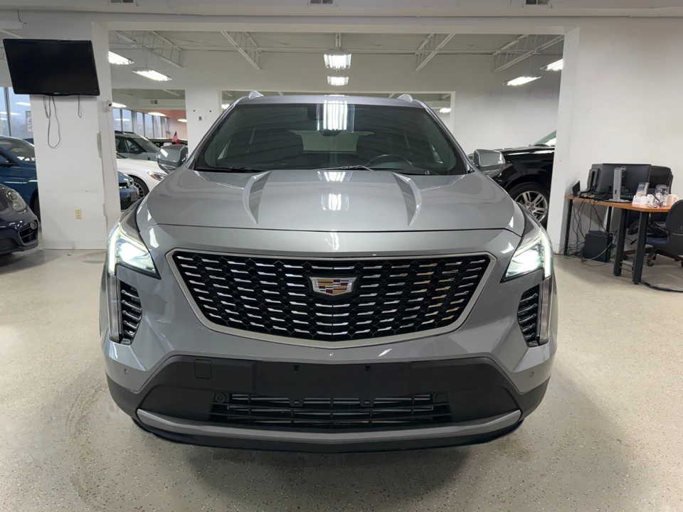 2023 Cadillac XT4 - Image 2 of 21
