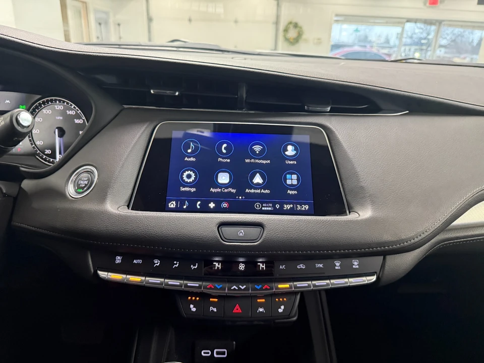 2023 Cadillac XT4 - Image 16 of 21