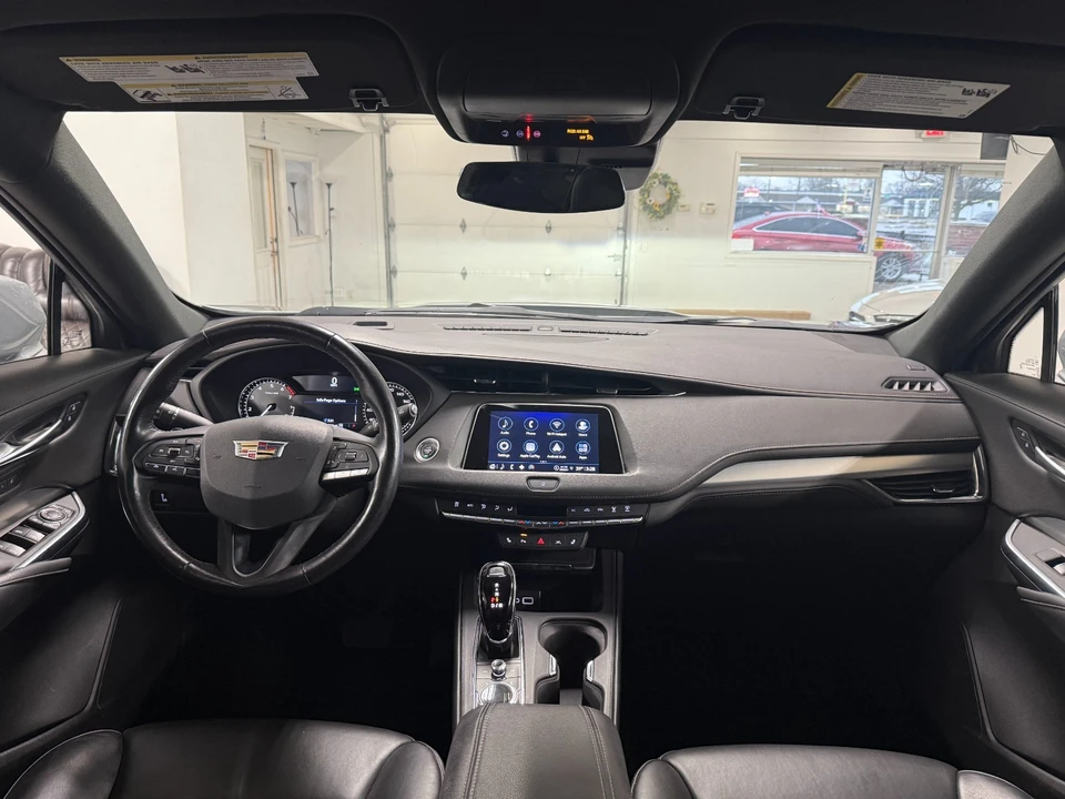 2023 Cadillac XT4 - Image 14 of 21