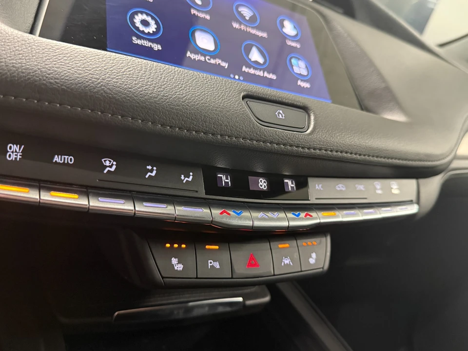 2023 Cadillac XT4 - Image 19 of 21