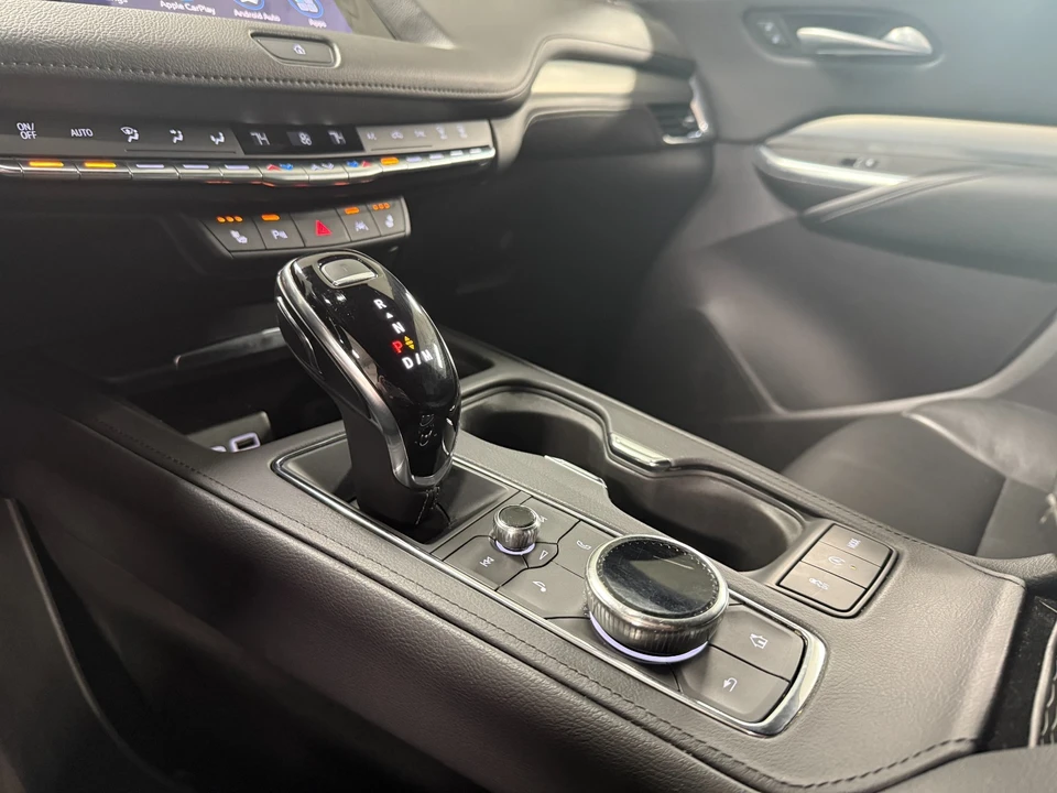 2023 Cadillac XT4 - Image 18 of 21