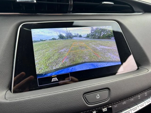 2023 Cadillac XT4 - Image 16 of 21