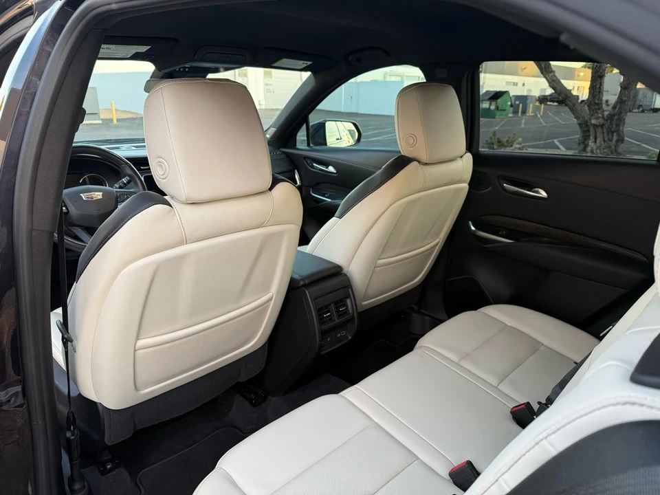 2023 Cadillac XT4 - Image 13 of 21