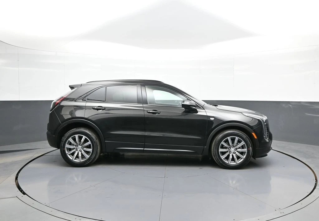 2023 Cadillac XT4 - Image 5 of 31
